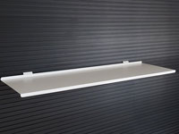 Metal shelf / Estante metálico