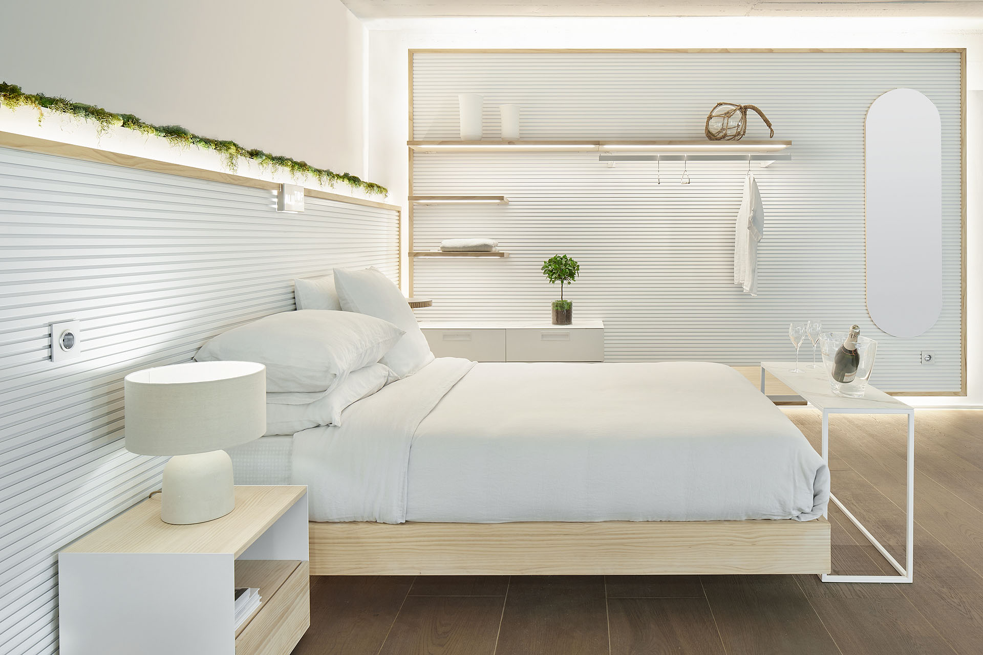 ALU TOP - Mobiliario funcional y contemporáneo para hoteles, hogar y contract 03